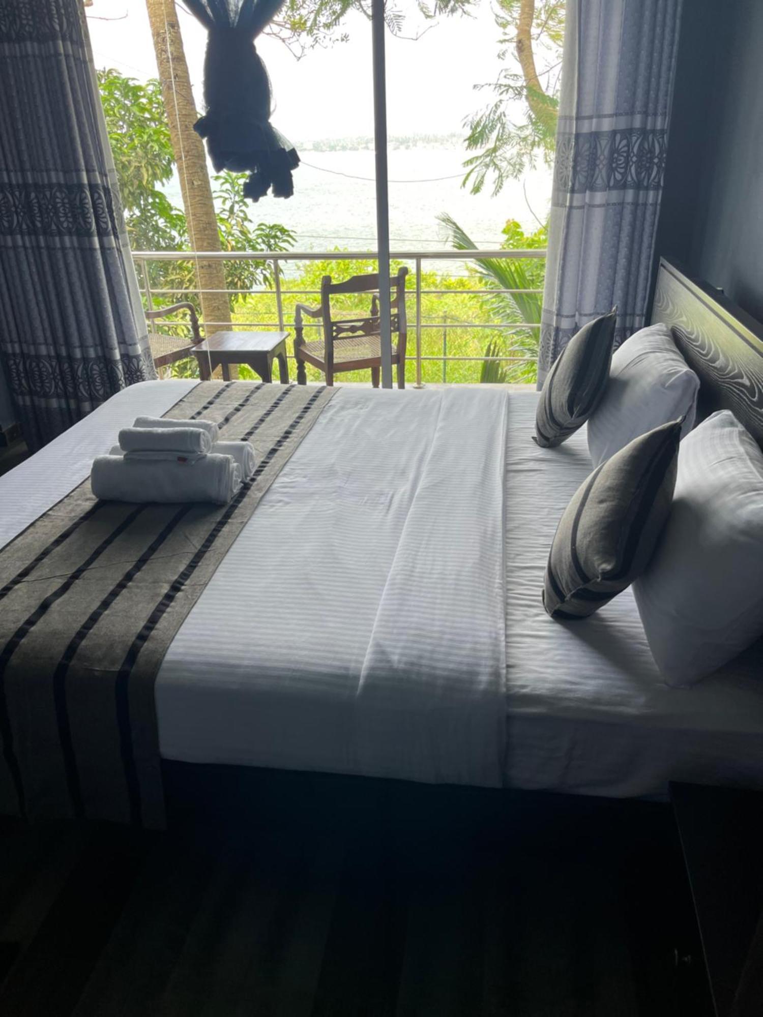 Jungle Beach Restaurant And Hotel-Jbr Galle Zewnętrze zdjęcie